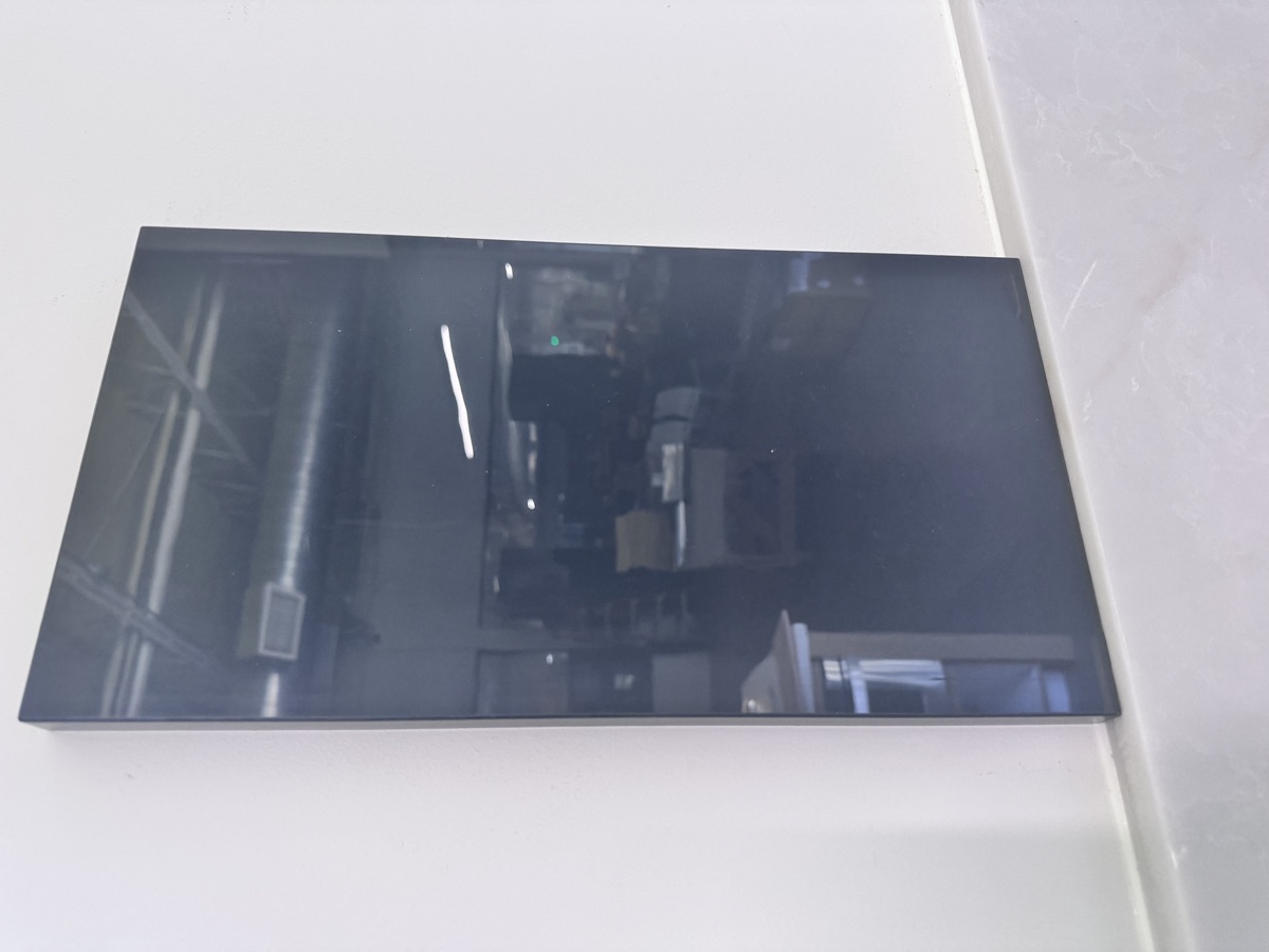 8669 cabinet door sample, code 8669